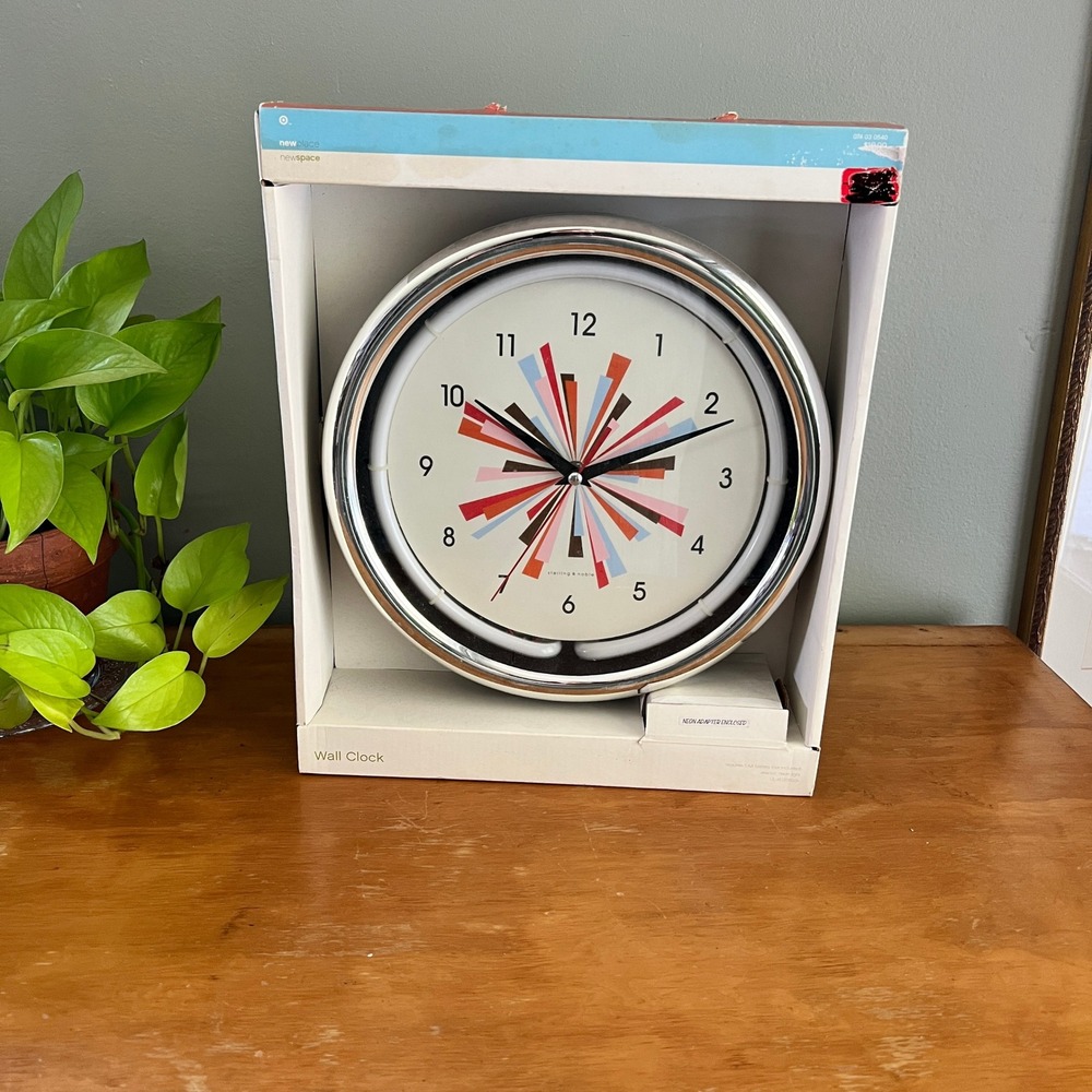 Sterling & Noble Retro Neon Wall Clock Target NewSpace 11 Inch *Chrome Starburst
